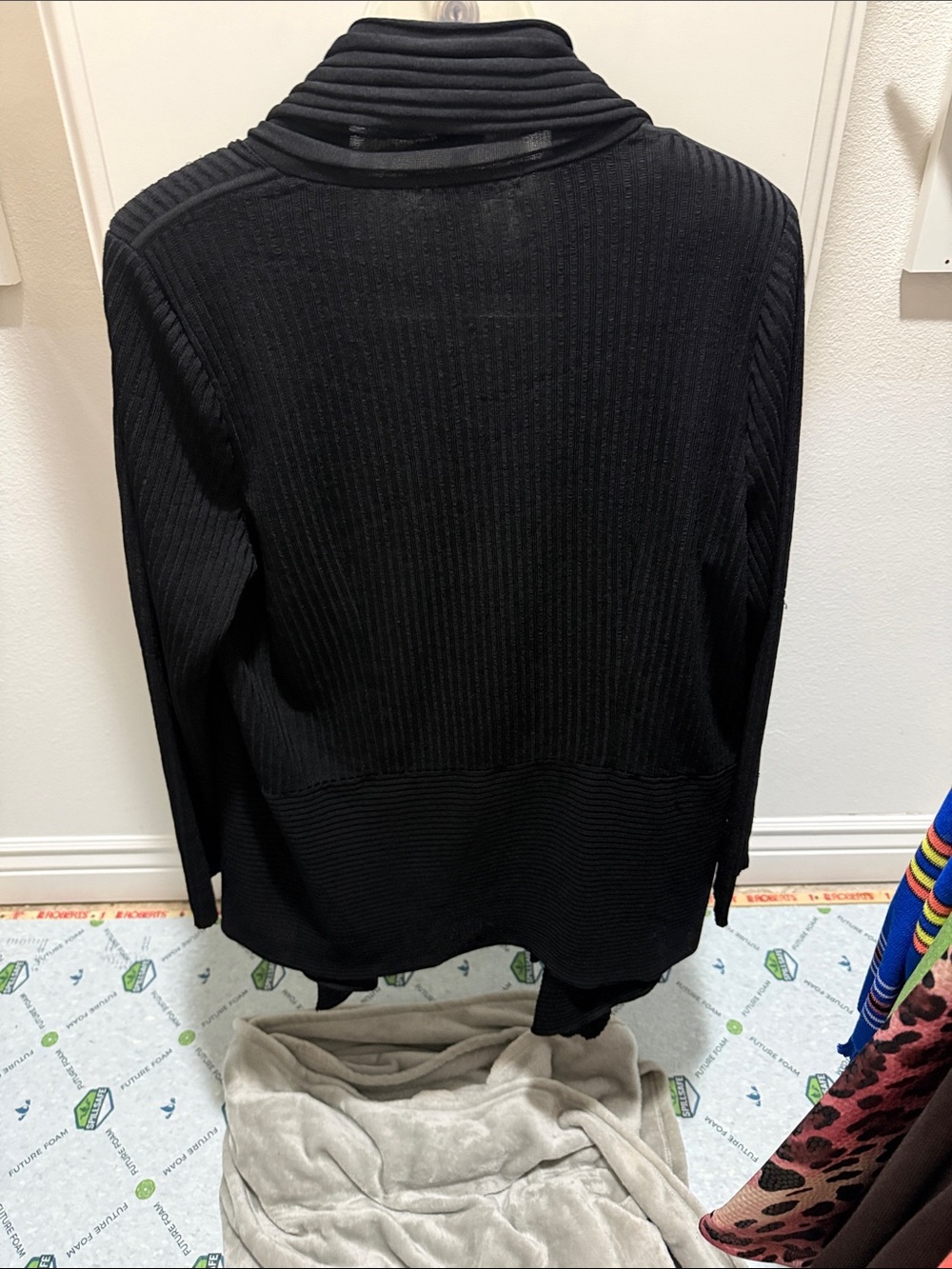 Misook Black Ribbed Open-Front Cardigan. - Picture 4 of 4
